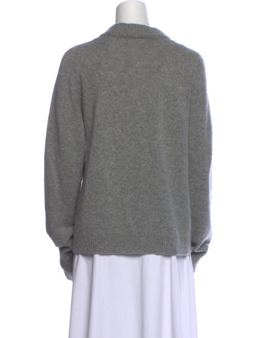 Khaite Cashmere Crew Neck Sweater