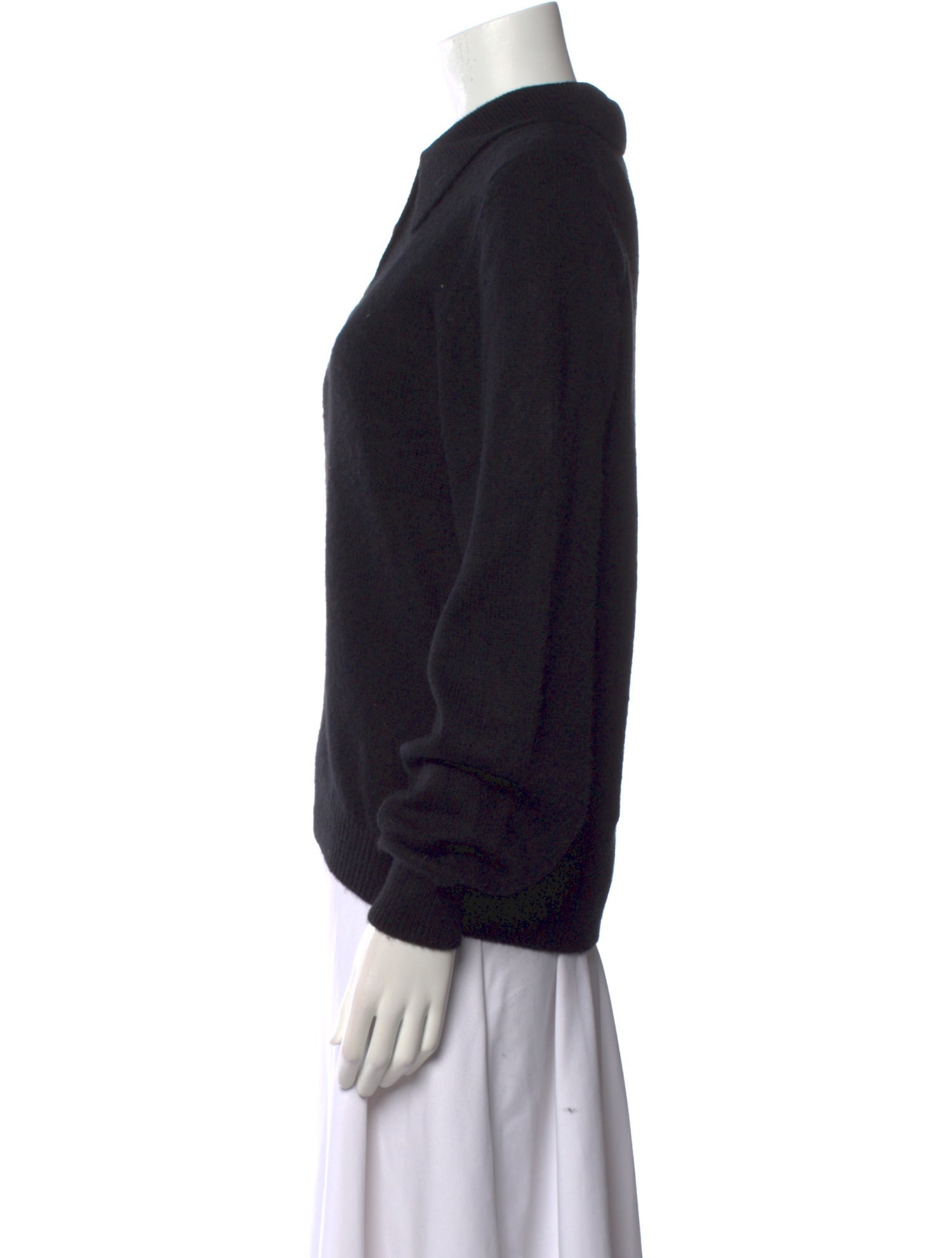 Khaite Cashmere Crew Neck Sweater