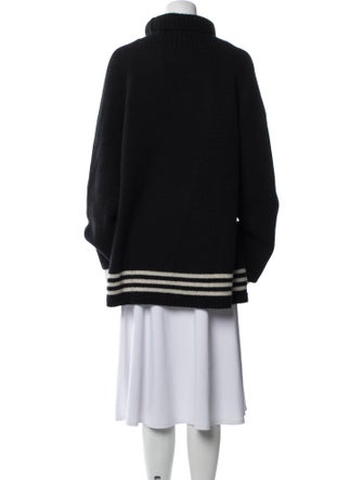 Khaite Cashmere Turtleneck Sweater