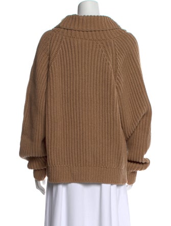 Khaite Cashmere Turtleneck Sweater