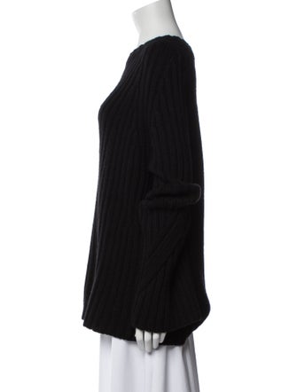 Khaite Cashmere Crew Neck Sweater