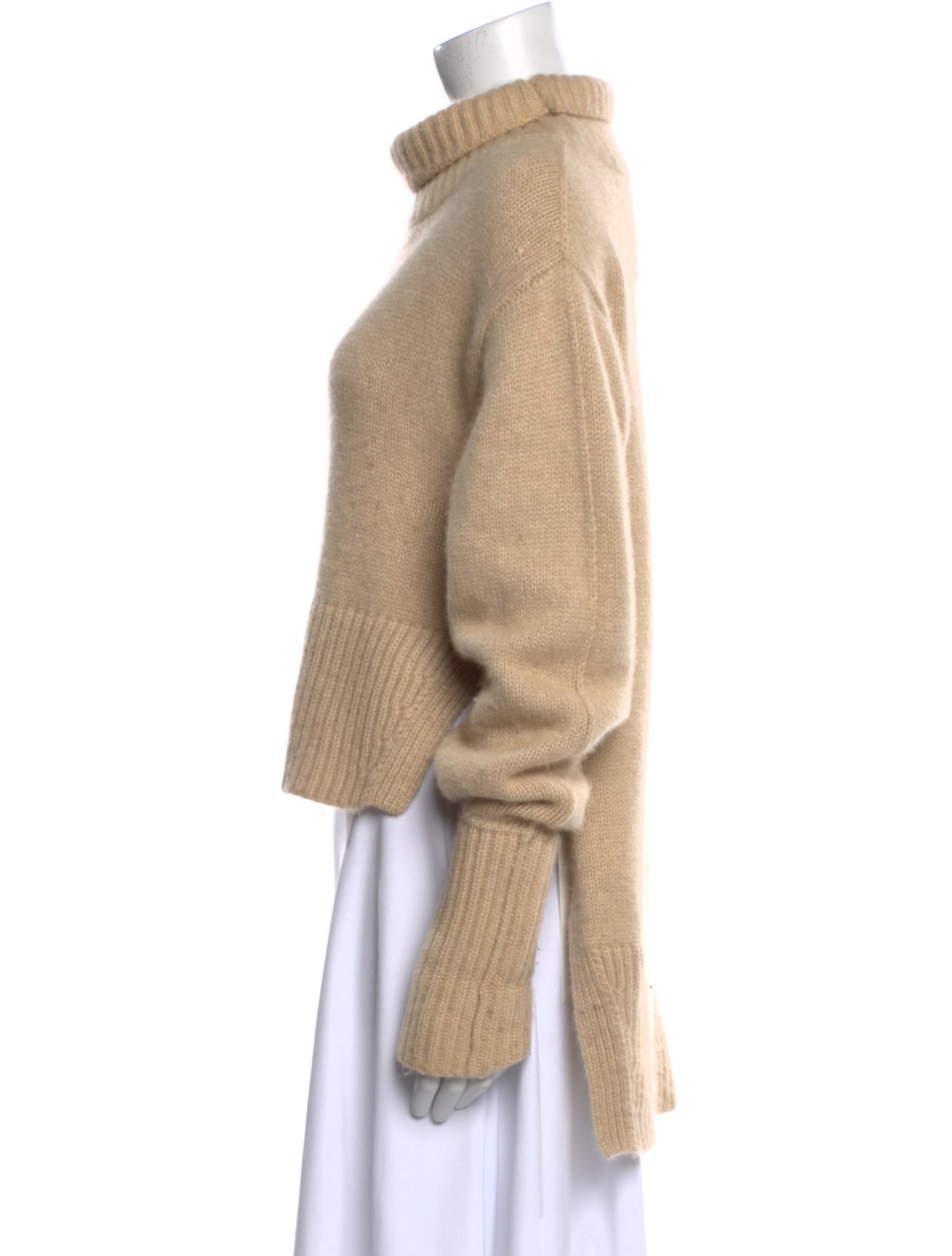 Khaite Cashmere Turtleneck Sweater