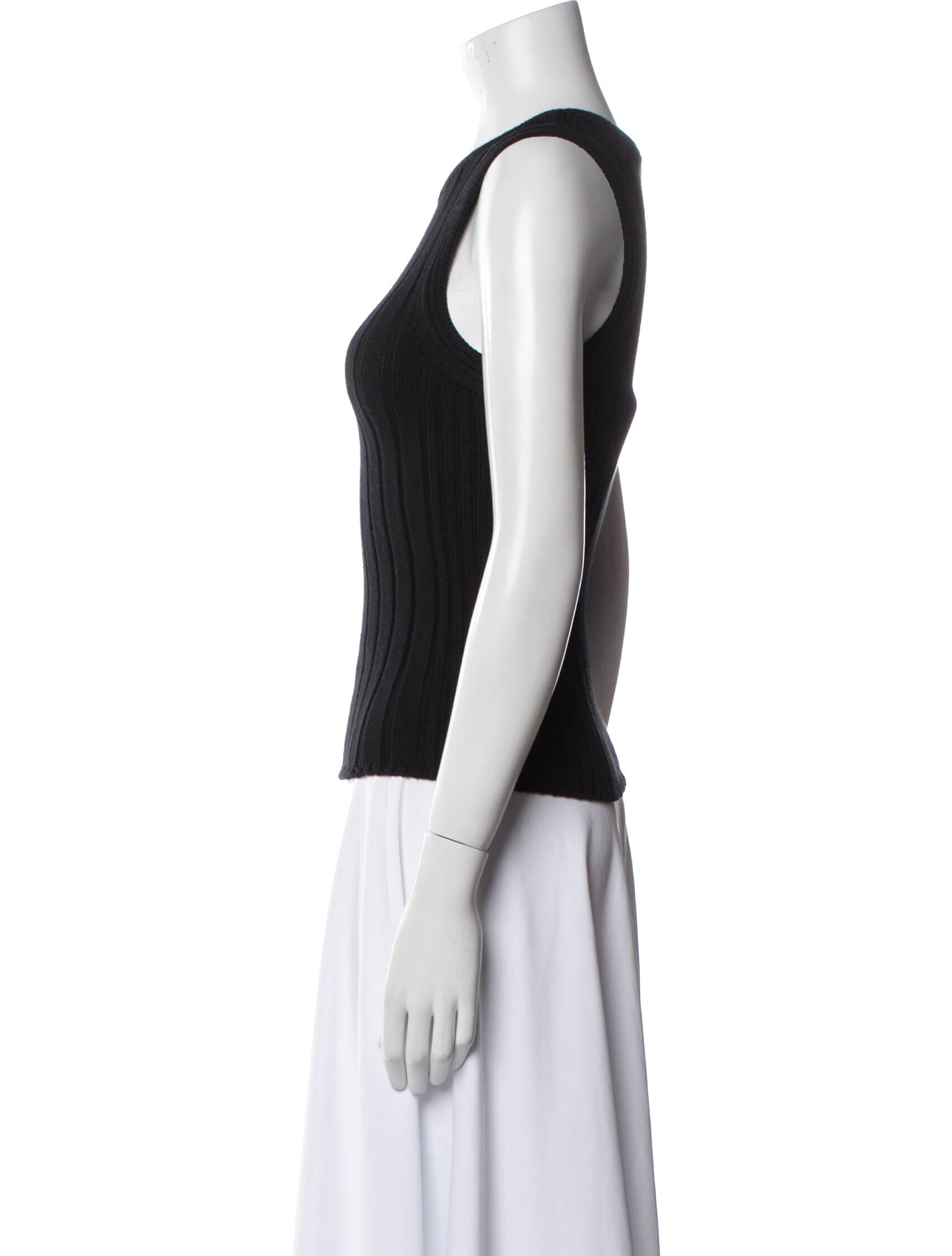Khaite Scoop Neck Sleeveless Top