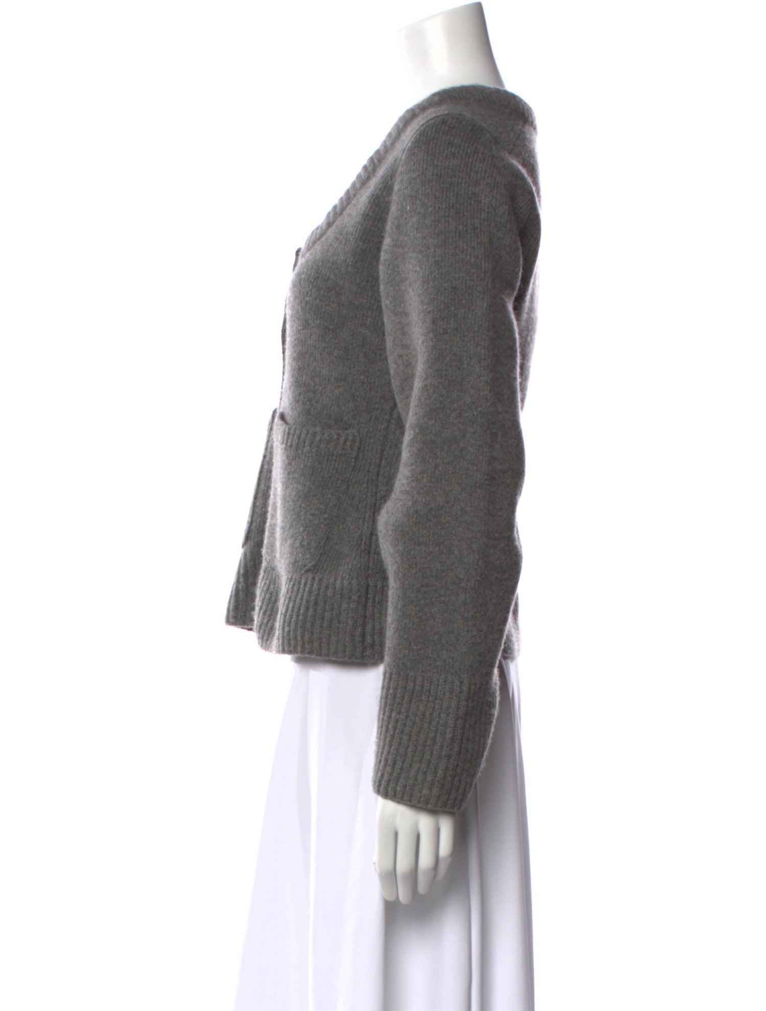 Khaite Cashmere Scoop Neck Sweater