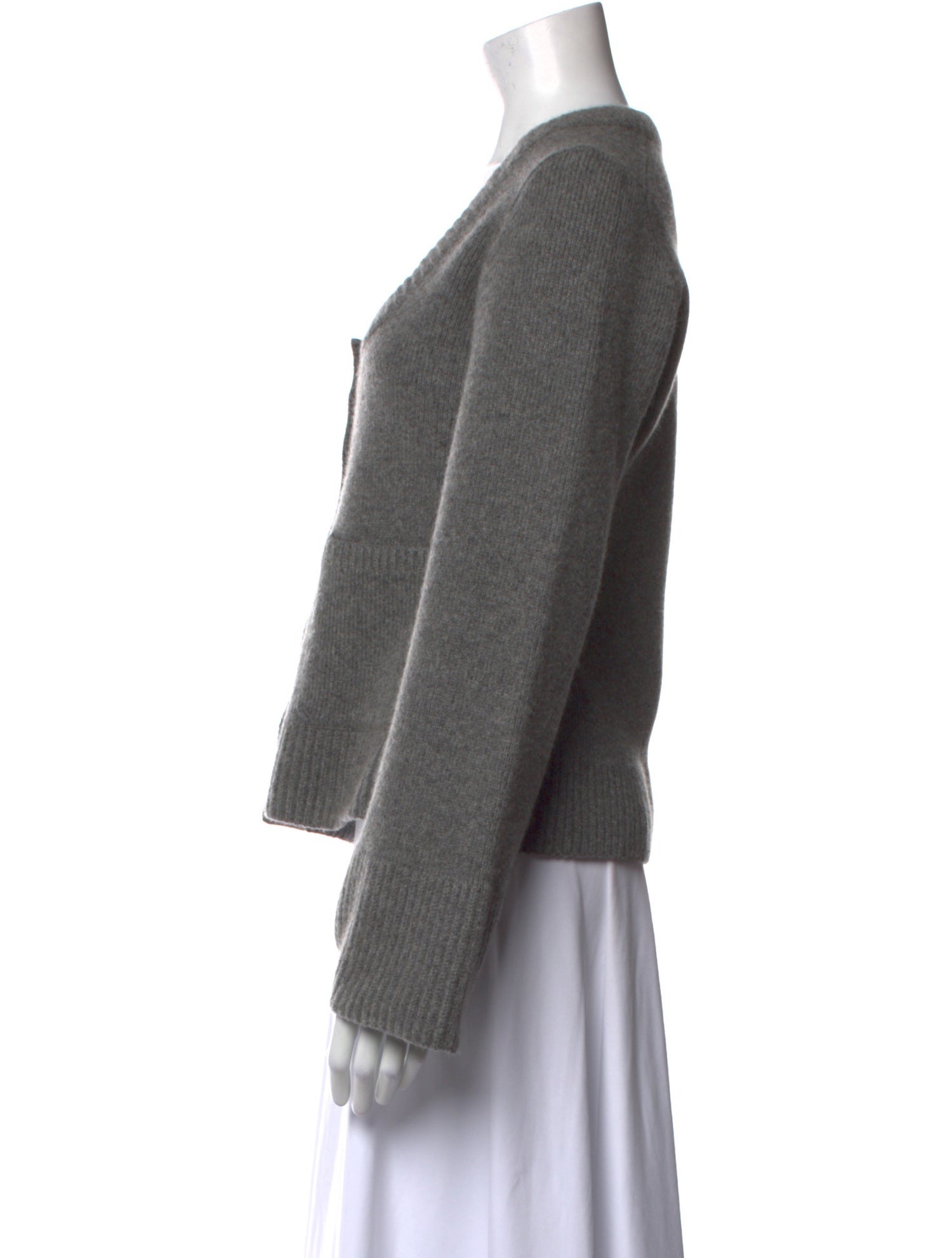 Khaite Cashmere Scoop Neck Sweater