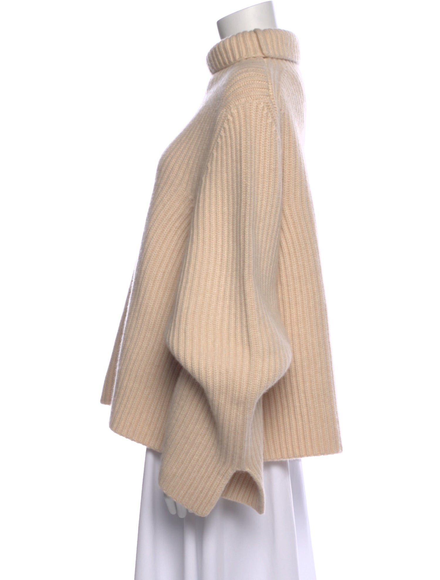Khaite Cashmere Turtleneck Sweater