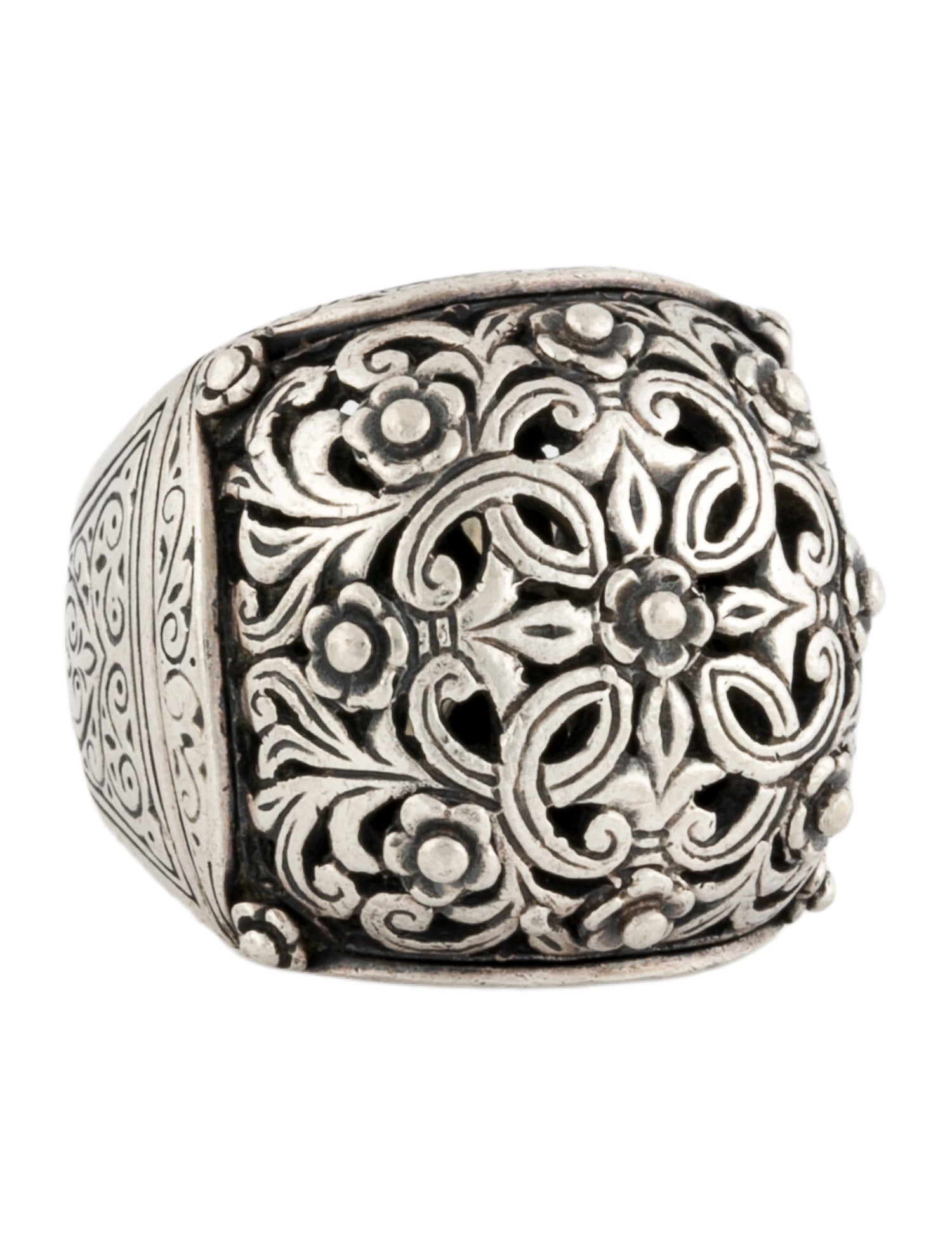 Konstantino Classics' Filigree Dome Cocktail Ring