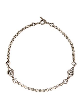 Konstantino Quatrefoil Station Toggle Necklace