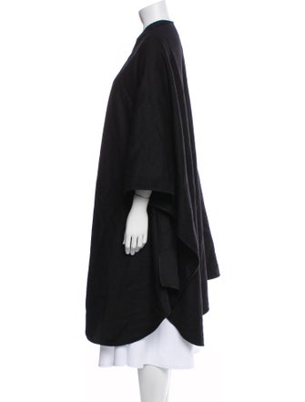 Kuna Alpaca V-Neck Sweater