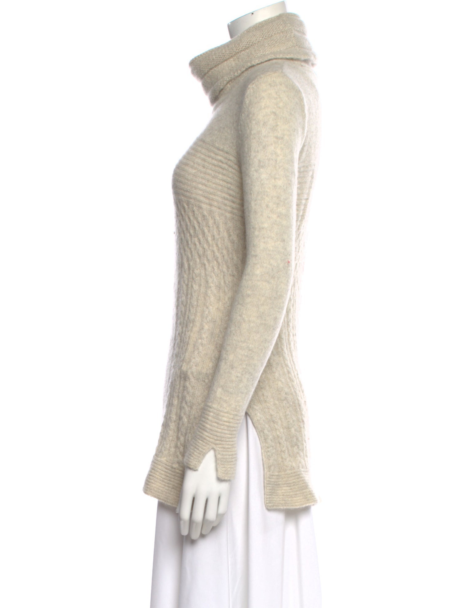 Kuna Cashmere Turtleneck Sweater