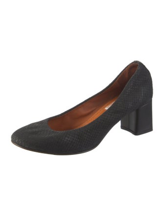Lanvin Suede Pumps