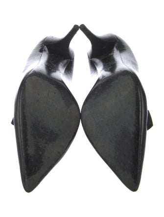 Lanvin Patent Leather Bow Accents Pumps