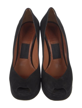 Lanvin Suede Pumps