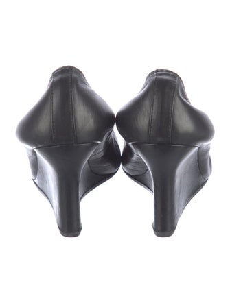 Lanvin Leather Pumps