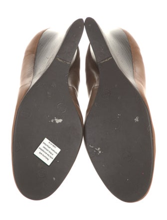 Lanvin Leather Pumps