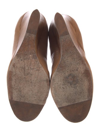 Lanvin Leather Pumps