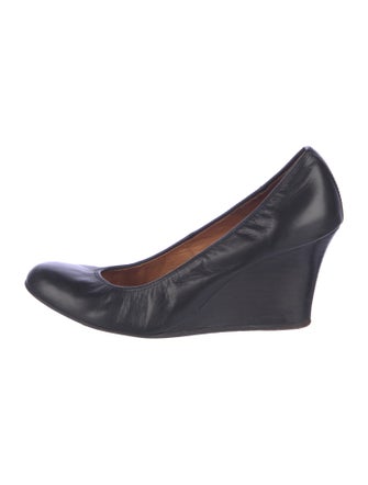 Lanvin Leather Pumps