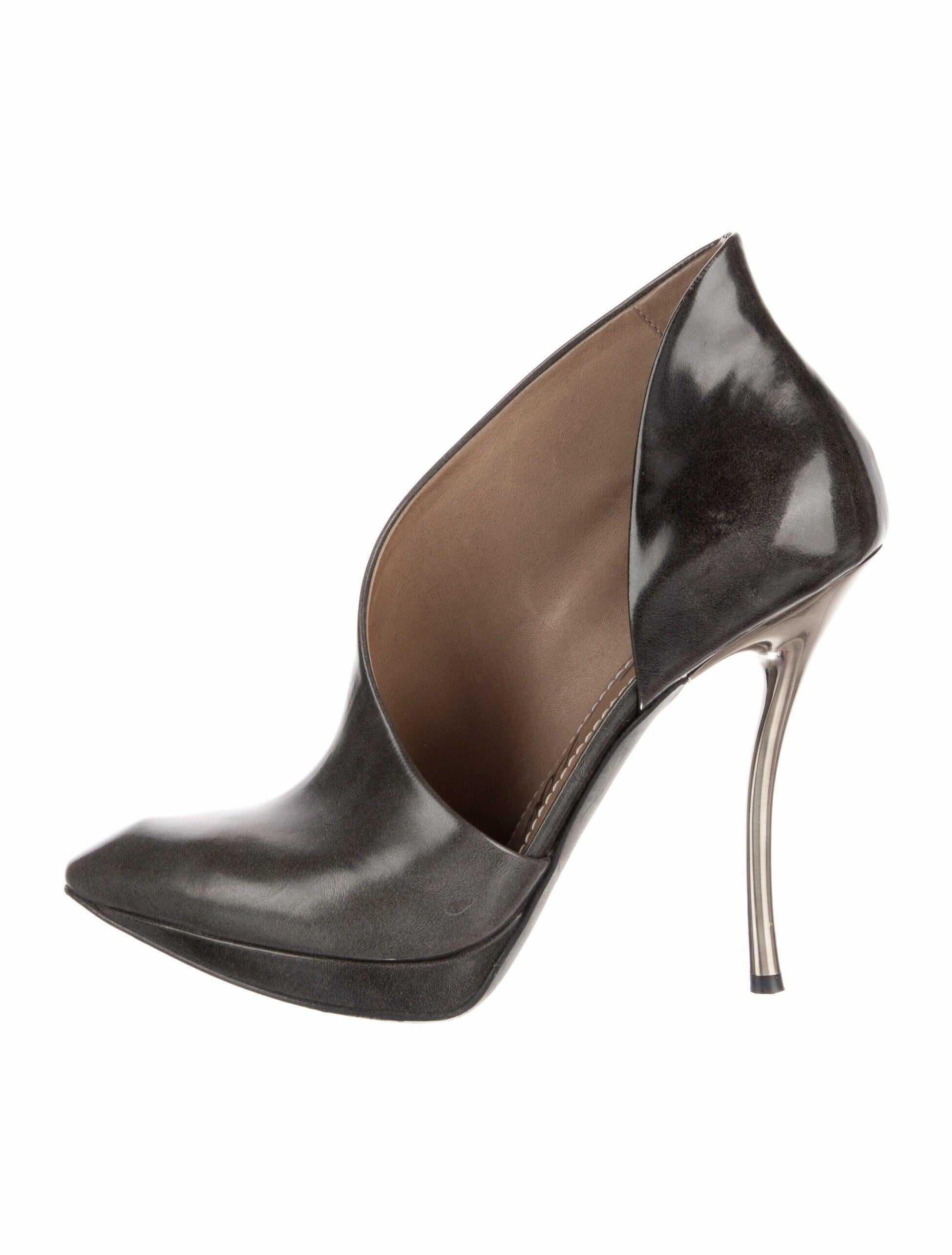 Lanvin Leather D'Orsay Pumps