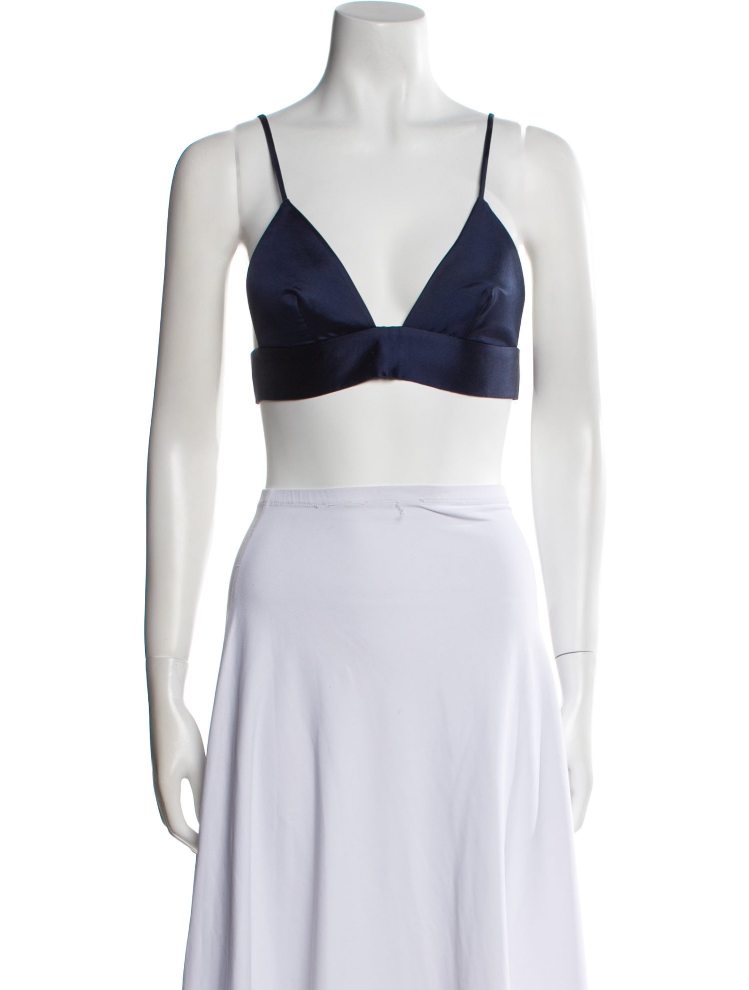 Leal Daccarett V-Neck Sleeveless Crop Top