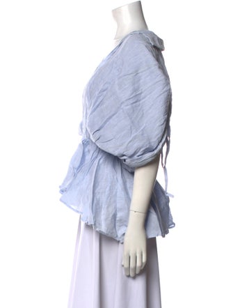 Leal Daccarett Three-Quarter Sleeve Crop Top