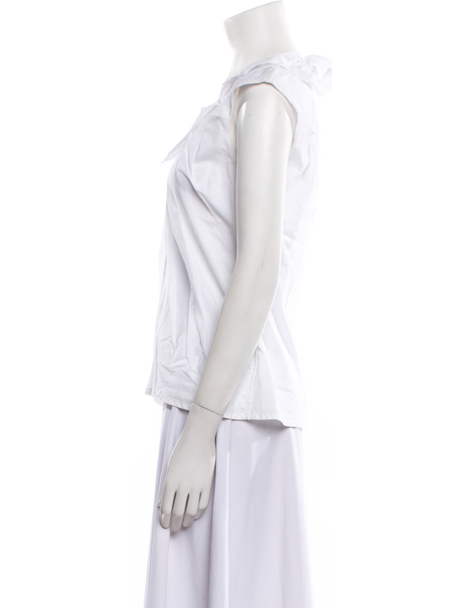 Lela Rose Scoop Neck Sleeveless Top