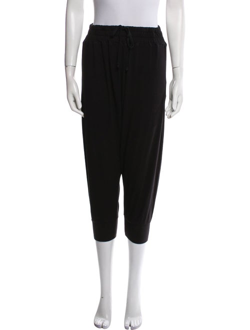 L.G.B. Ruffle Embellishment Pajamas