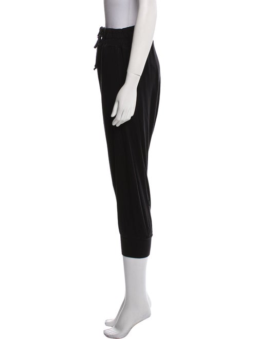 L.G.B. Ruffle Embellishment Pajamas