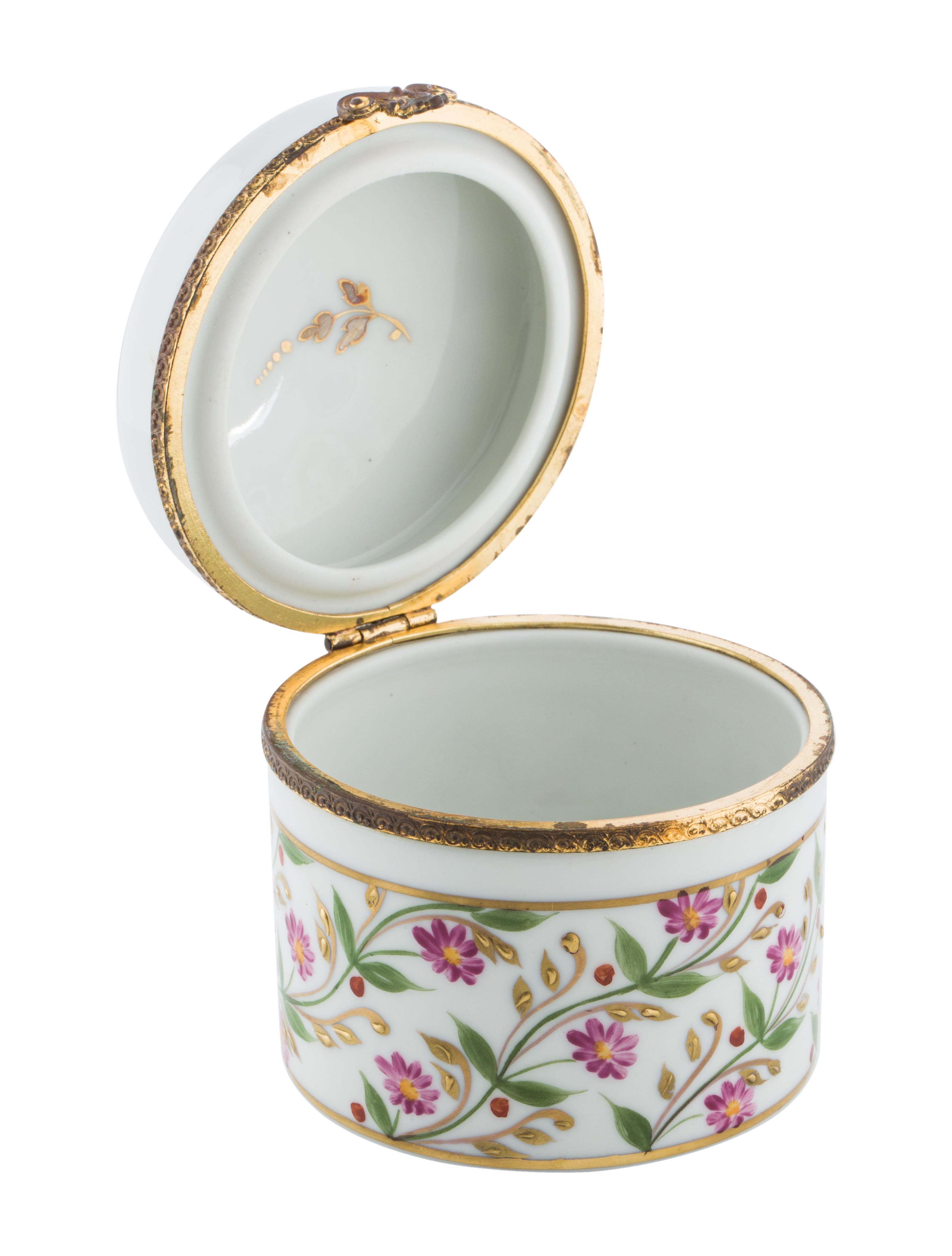 Limoges HandPainted Porcelain Box White Decorative Accents, Decor & Accessories LIM20957