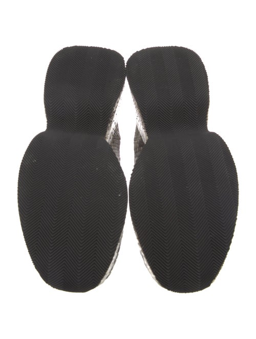 Linder Python Animal Print Slides