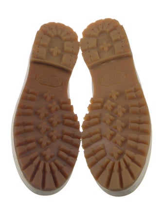 Linder Canvas Sneakers