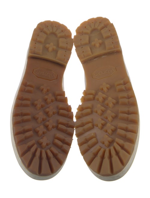 Linder Canvas Sneakers