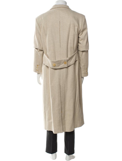 Linder 2018 Overcoat