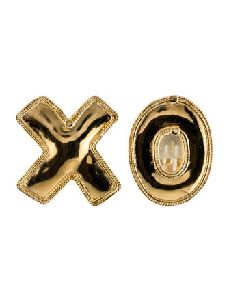 Linder XO Clip-On Earrings