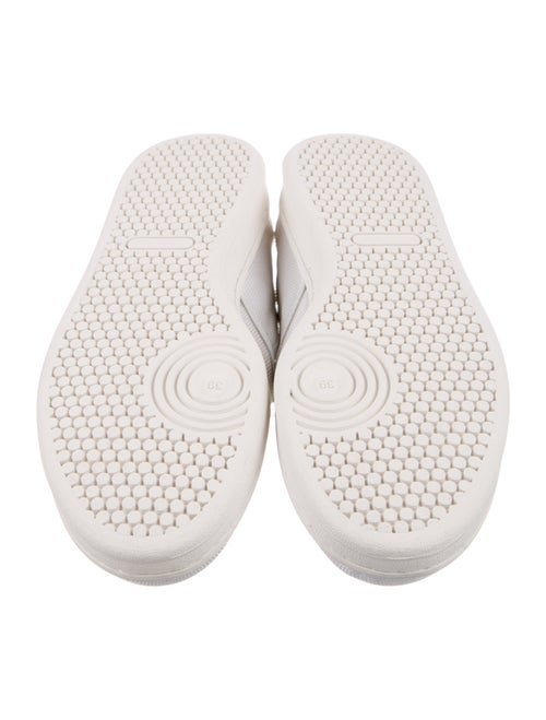 Linder Canvas Sneakers