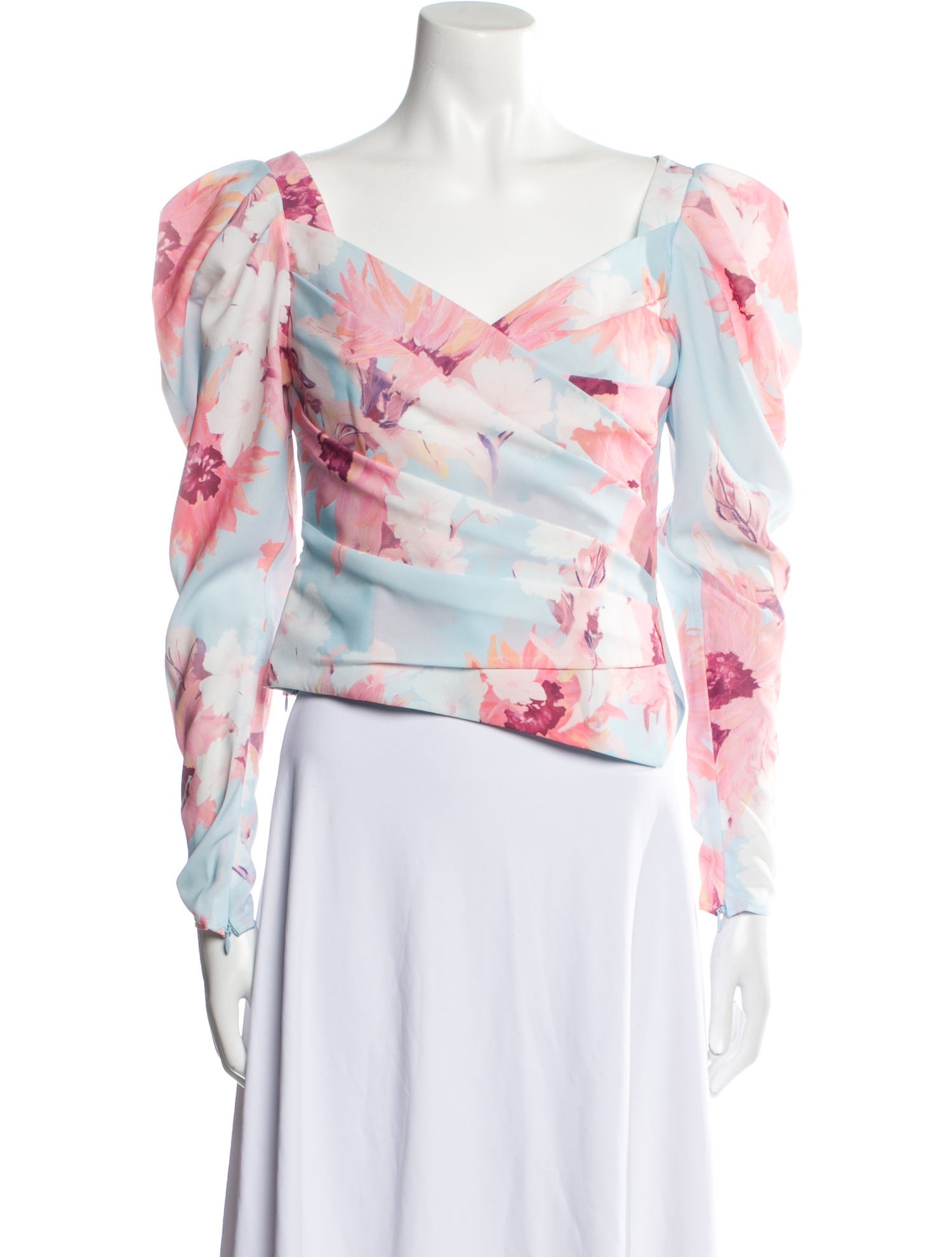 Leo Lin Floral Print V-Neck Crop Top