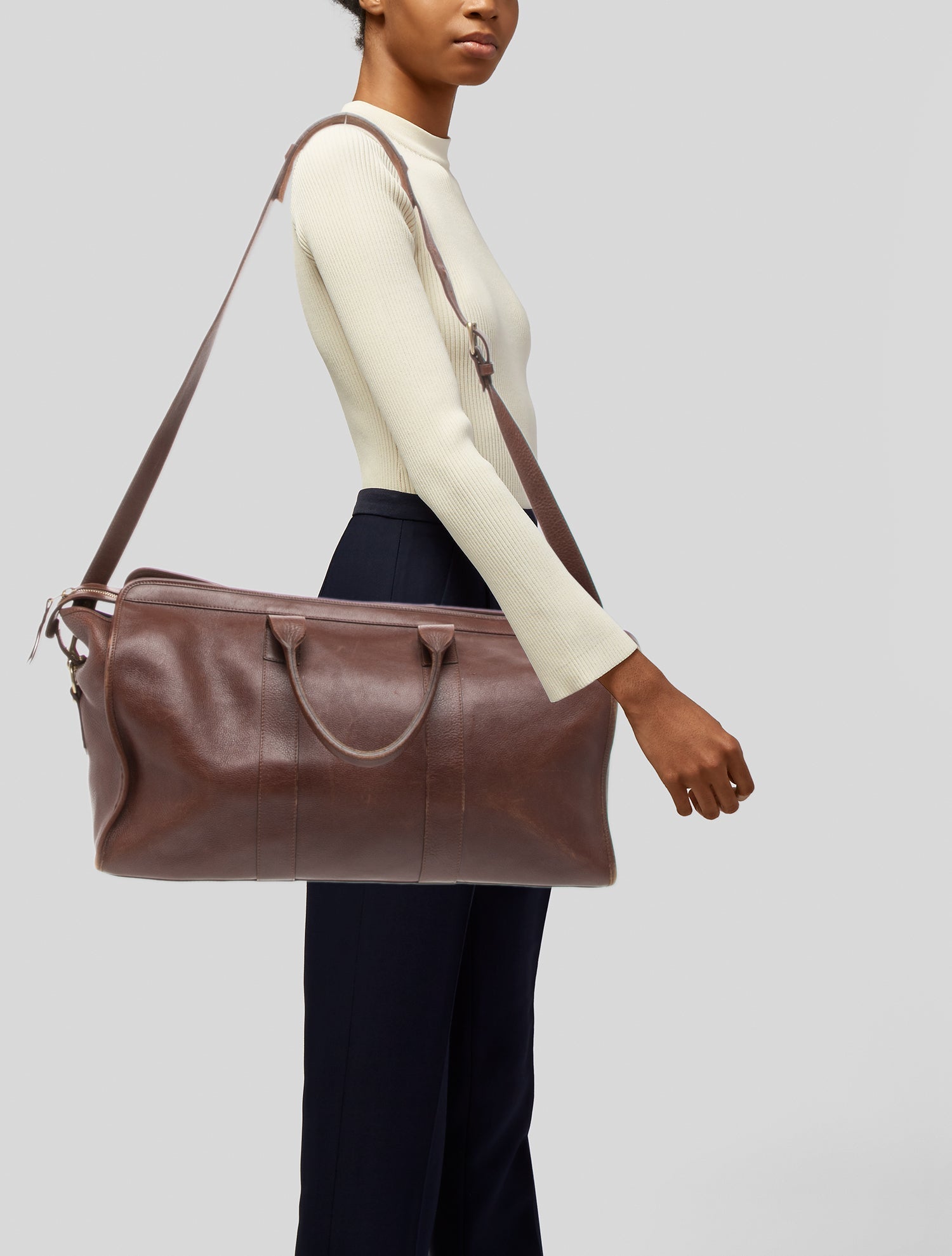 Lotuff Leather Leather Weekender Bag
