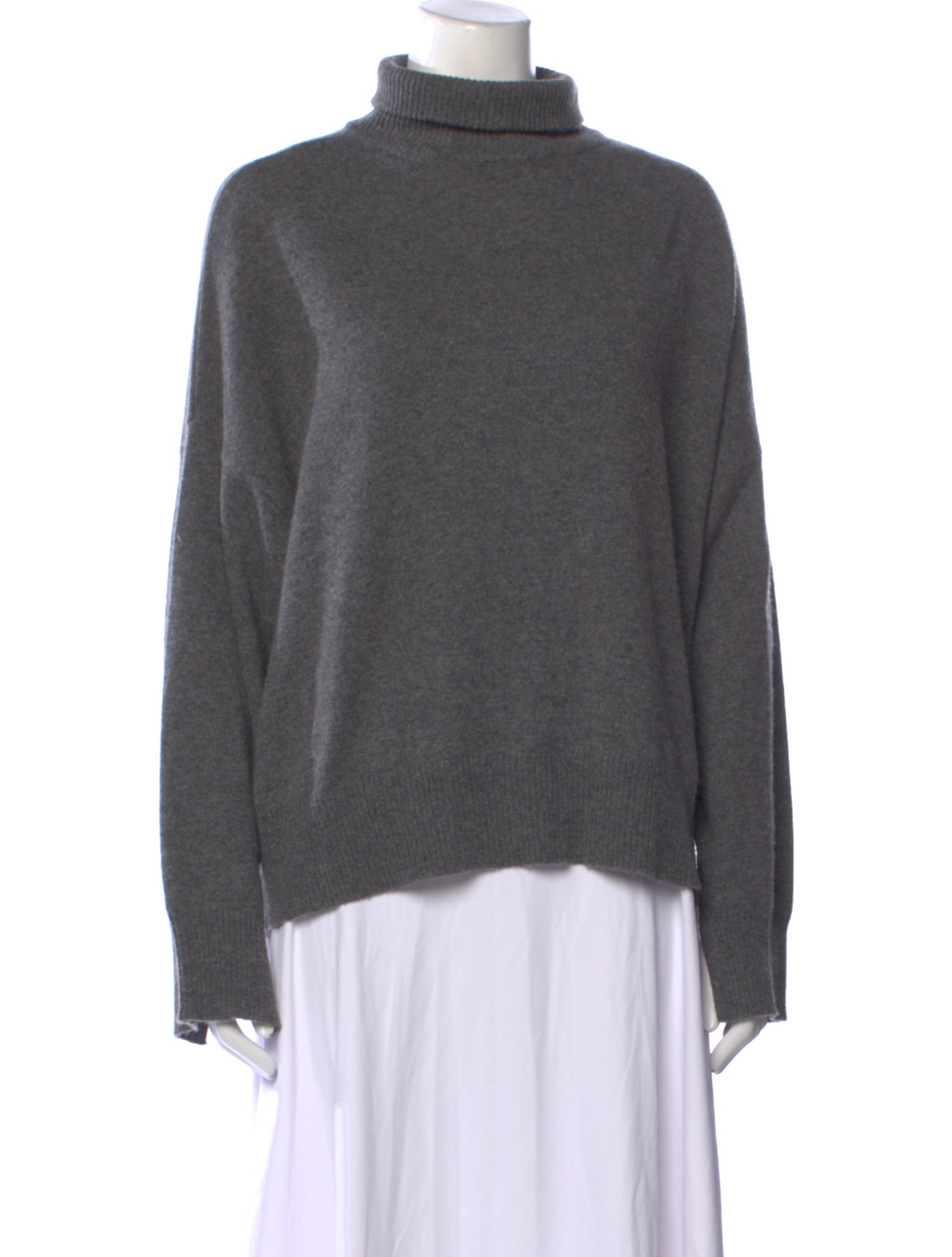 LOULOU Cashmere Turtleneck Sweater