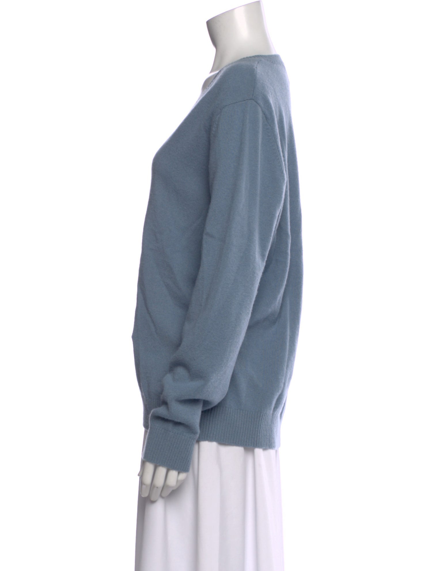 LOULOU Cashmere V-Neck Sweater