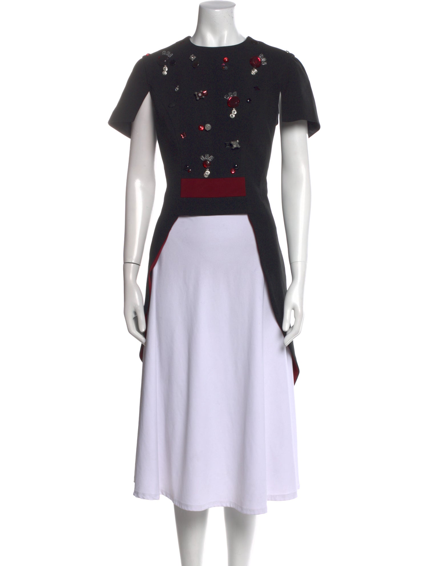 Lilia Stogova Crew Neck Short Sleeve Crop Top