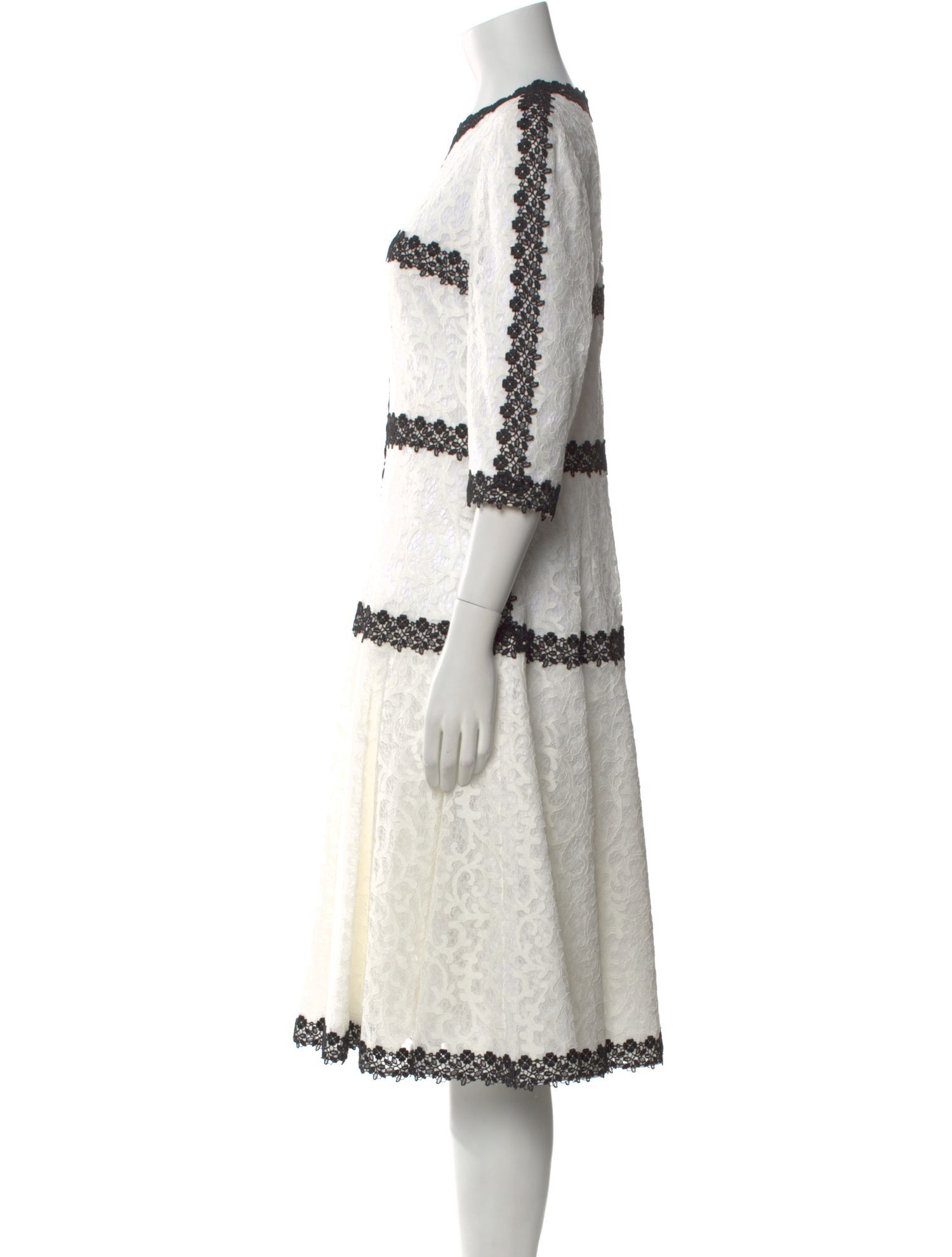 Lilia Stogova Lace Pattern Knee-Length Dress