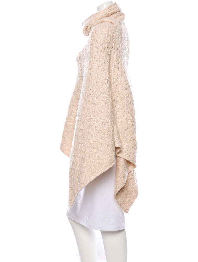 Loro Piana Poncho w/ Tags