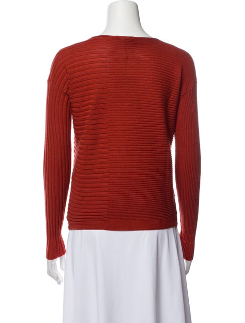 0039 Italy Cashmere Bateau Neckline Sweater
