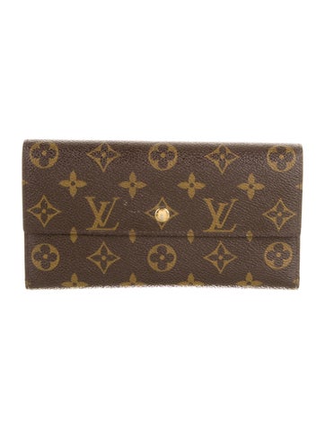 Louis Vuitton Wallets Vintage 2011 International Wallet