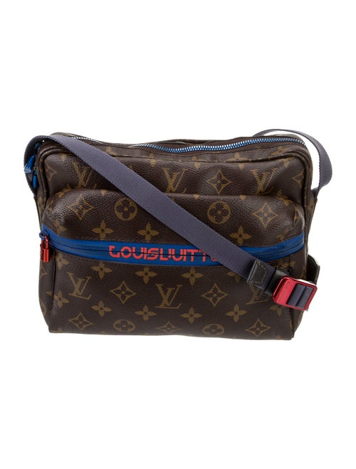 Louis Vuitton LV Monogram Outdoor