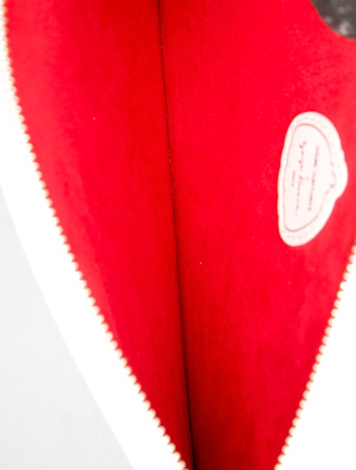 Louis Vuitton Empreinte Leather Neverfull Pouch 2023