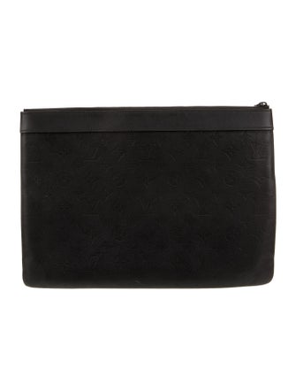Louis Vuitton Leather Shadow Discovery Pochette GM