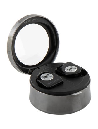 Louis Vuitton Horizon Wireless Earbuds