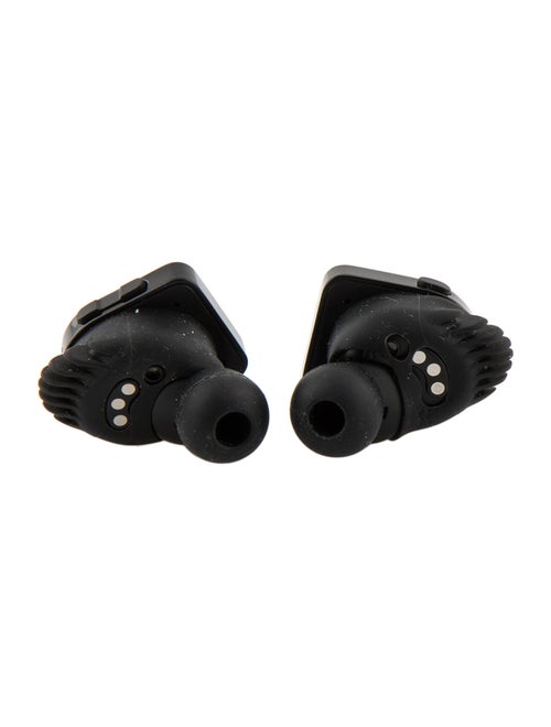 Louis Vuitton Horizon Wireless Earbuds