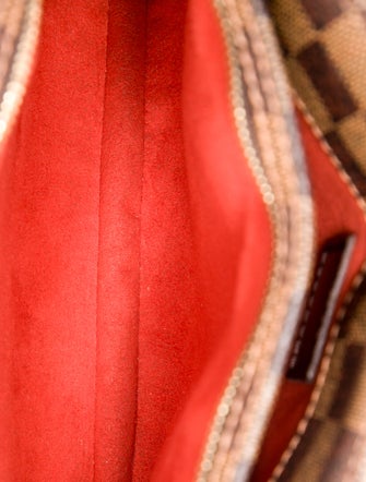 Louis Vuitton Damier Ebene aubagne