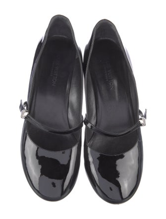 Louis Vuitton Patent Leather Pumps